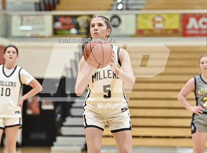 Thumbnail 1 in Noblesville vs Norwell photogallery.