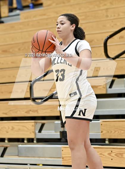 Thumbnail 3 in Noblesville vs Norwell photogallery.