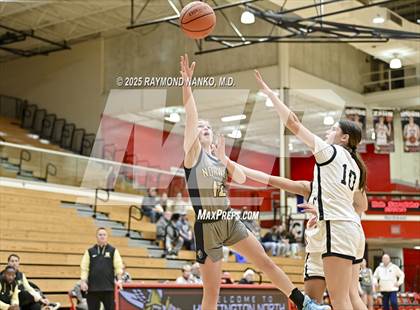Thumbnail 3 in Noblesville vs Norwell photogallery.
