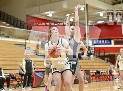 Thumbnail 1 in Noblesville vs Norwell photogallery.
