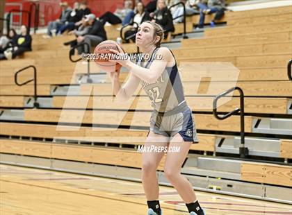 Thumbnail 2 in Noblesville vs Norwell photogallery.