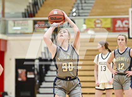 Thumbnail 2 in Noblesville vs Norwell photogallery.