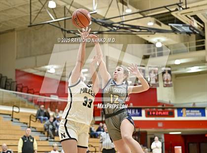 Thumbnail 2 in Noblesville vs Norwell photogallery.