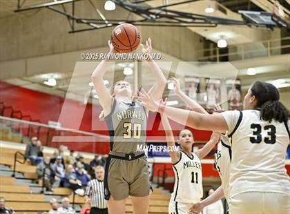 Thumbnail 3 in Noblesville vs Norwell photogallery.
