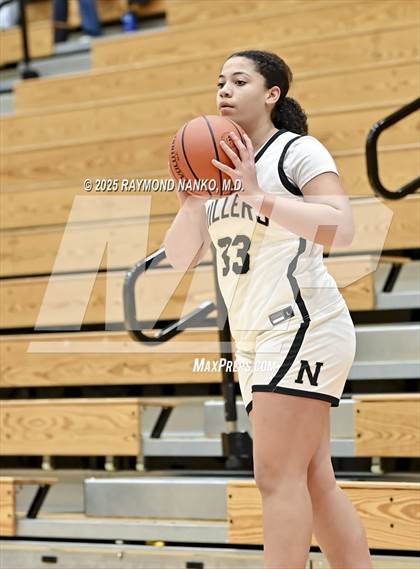 Thumbnail 2 in Noblesville vs Norwell photogallery.