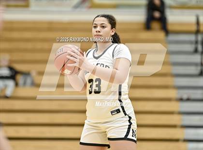 Thumbnail 3 in Noblesville vs Norwell photogallery.