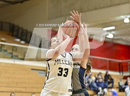 Thumbnail 3 in Noblesville vs Norwell photogallery.