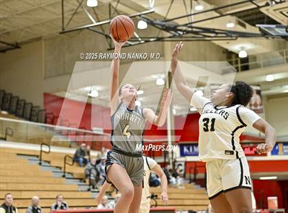Thumbnail 1 in Noblesville vs Norwell photogallery.