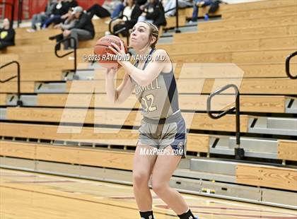 Thumbnail 3 in Noblesville vs Norwell photogallery.