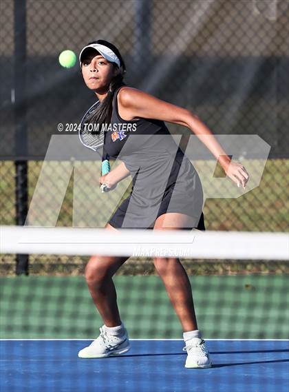 Thumbnail 1 in Myers Park @  Marvin Ridge (NCHSAA 4A Round 3) photogallery.