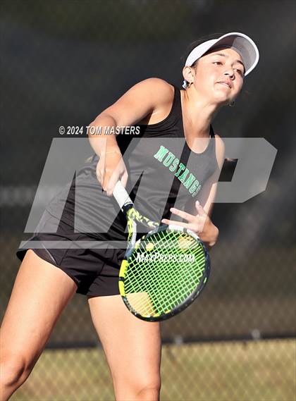 Thumbnail 3 in Myers Park @  Marvin Ridge (NCHSAA 4A Round 3) photogallery.
