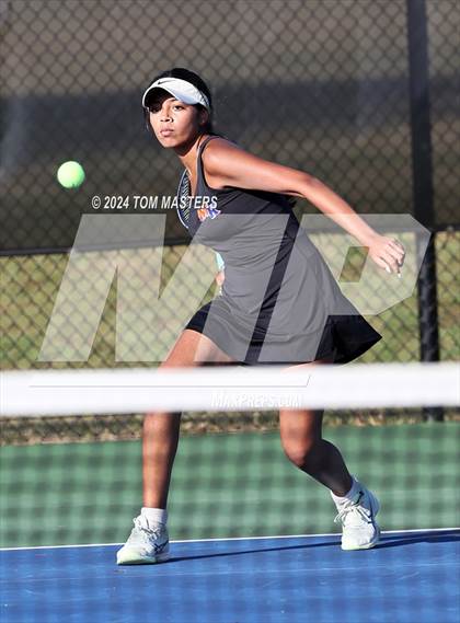 Thumbnail 2 in Myers Park @  Marvin Ridge (NCHSAA 4A Round 3) photogallery.