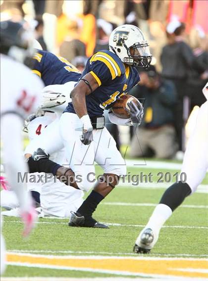 Thumbnail 1 in Trinity vs. Stony Point (5A Region 1 Division 1 Semifinals) photogallery.