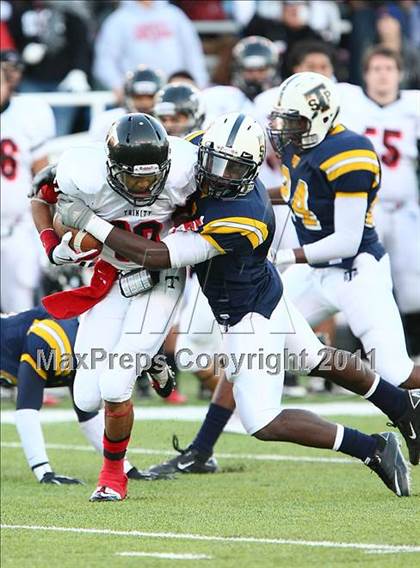 Thumbnail 3 in Trinity vs. Stony Point (5A Region 1 Division 1 Semifinals) photogallery.