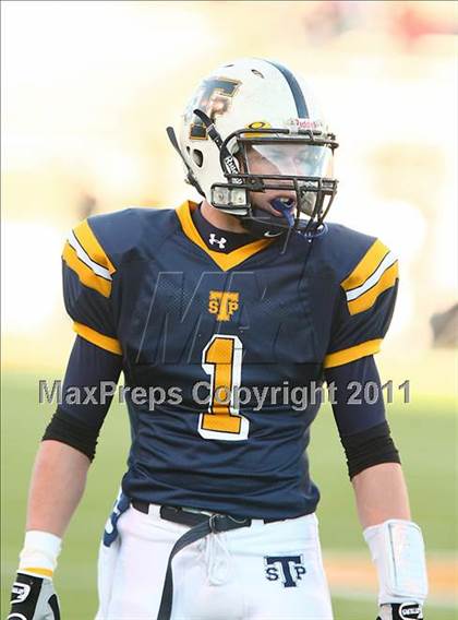 Thumbnail 2 in Trinity vs. Stony Point (5A Region 1 Division 1 Semifinals) photogallery.