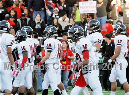 Thumbnail 2 in Trinity vs. Stony Point (5A Region 1 Division 1 Semifinals) photogallery.