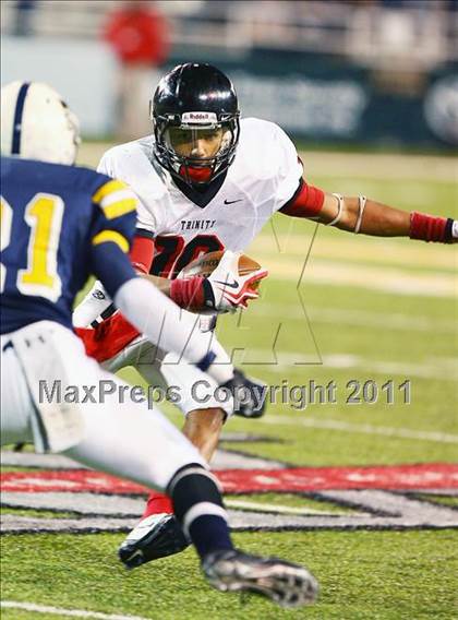 Thumbnail 1 in Trinity vs. Stony Point (5A Region 1 Division 1 Semifinals) photogallery.