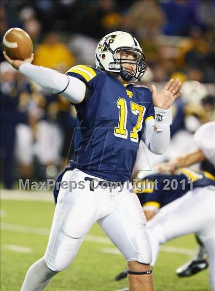 Thumbnail 1 in Trinity vs. Stony Point (5A Region 1 Division 1 Semifinals) photogallery.