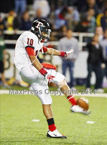 Thumbnail 1 in Trinity vs. Stony Point (5A Region 1 Division 1 Semifinals) photogallery.