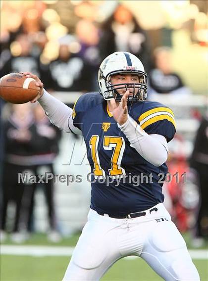 Thumbnail 3 in Trinity vs. Stony Point (5A Region 1 Division 1 Semifinals) photogallery.