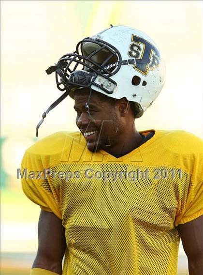 Thumbnail 3 in Trinity vs. Stony Point (5A Region 1 Division 1 Semifinals) photogallery.