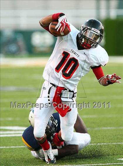 Thumbnail 3 in Trinity vs. Stony Point (5A Region 1 Division 1 Semifinals) photogallery.