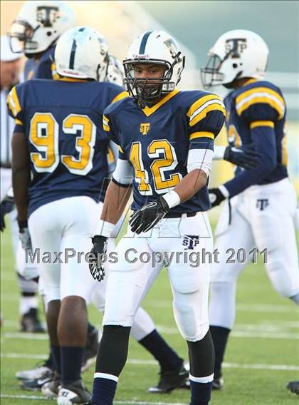 Thumbnail 3 in Trinity vs. Stony Point (5A Region 1 Division 1 Semifinals) photogallery.