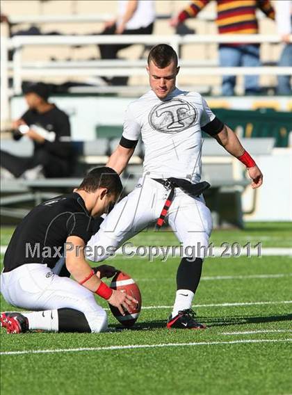 Thumbnail 1 in Trinity vs. Stony Point (5A Region 1 Division 1 Semifinals) photogallery.