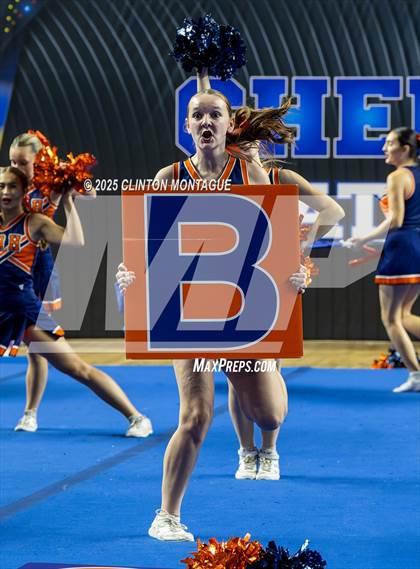 Thumbnail 2 in Poston Butte - Cheer (AIA Division III-IV Final) photogallery.