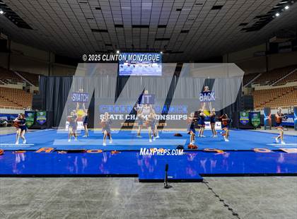 Thumbnail 3 in Poston Butte - Cheer (AIA Division III-IV Final) photogallery.