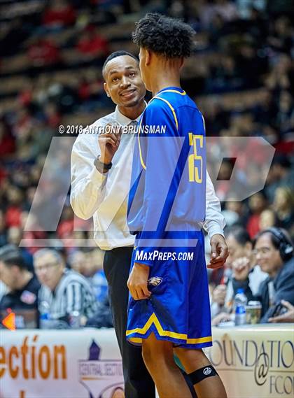 Thumbnail 1 in Bakersfield Christian vs. Kerman (CIF CS D4 Final) photogallery.
