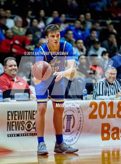 Thumbnail 1 in Bakersfield Christian vs. Kerman (CIF CS D4 Final) photogallery.