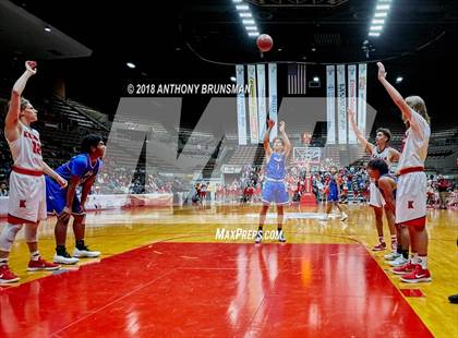 Thumbnail 1 in Bakersfield Christian vs. Kerman (CIF CS D4 Final) photogallery.