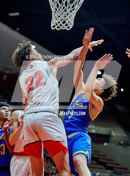 Thumbnail 3 in Bakersfield Christian vs. Kerman (CIF CS D4 Final) photogallery.