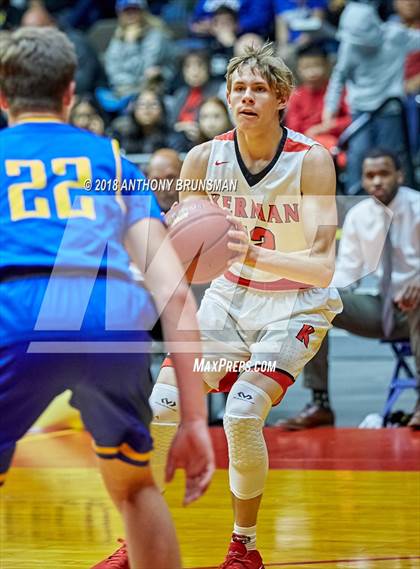 Thumbnail 2 in Bakersfield Christian vs. Kerman (CIF CS D4 Final) photogallery.