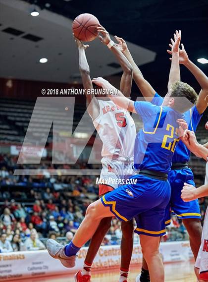 Thumbnail 1 in Bakersfield Christian vs. Kerman (CIF CS D4 Final) photogallery.