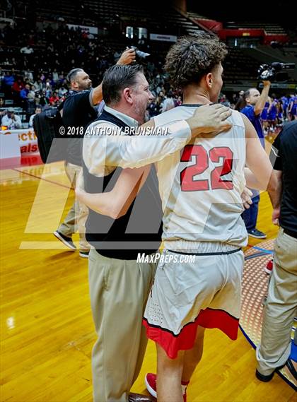 Thumbnail 3 in Bakersfield Christian vs. Kerman (CIF CS D4 Final) photogallery.