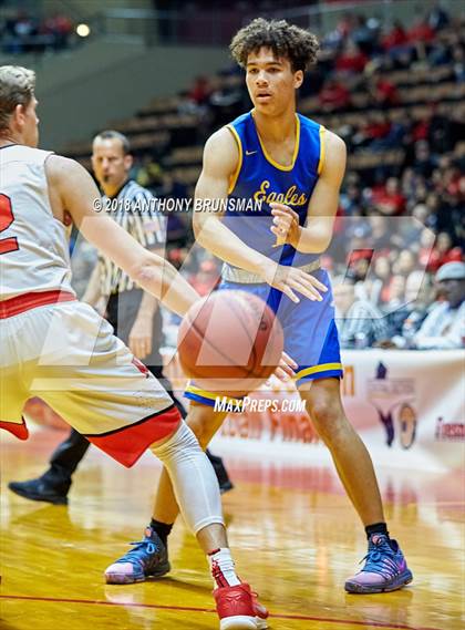 Thumbnail 3 in Bakersfield Christian vs. Kerman (CIF CS D4 Final) photogallery.