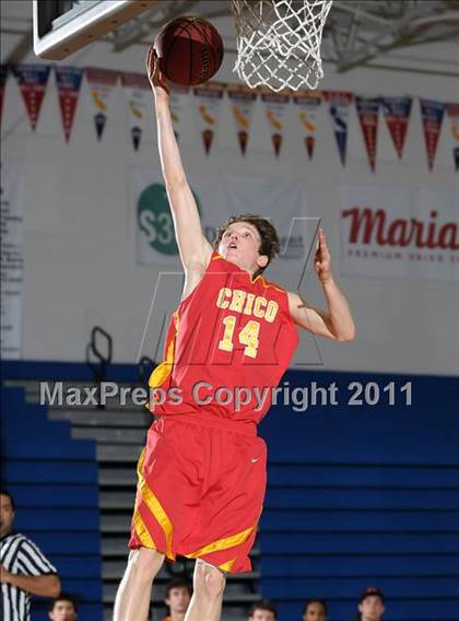 Thumbnail 1 in Chico vs. Vanden (Les Curry Invitational) photogallery.