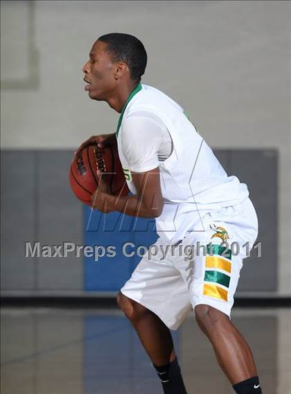 Thumbnail 1 in Chico vs. Vanden (Les Curry Invitational) photogallery.