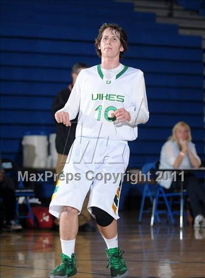 Thumbnail 3 in Chico vs. Vanden (Les Curry Invitational) photogallery.