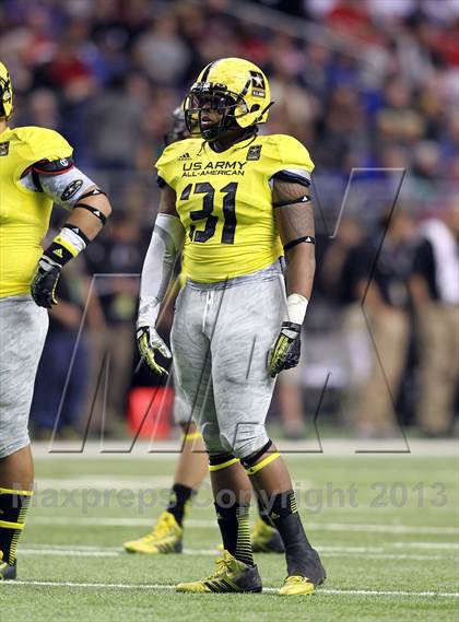 Thumbnail 1 in U.S. Army All-American Bowl photogallery.