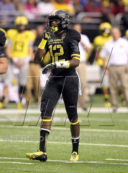 Thumbnail 3 in U.S. Army All-American Bowl photogallery.