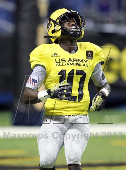 Thumbnail 3 in U.S. Army All-American Bowl photogallery.