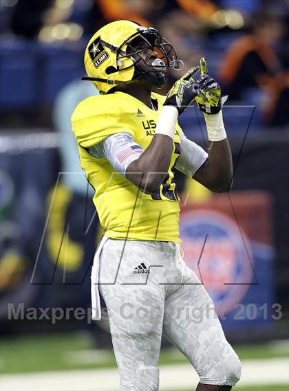 Thumbnail 2 in U.S. Army All-American Bowl photogallery.
