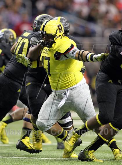 Thumbnail 2 in U.S. Army All-American Bowl photogallery.