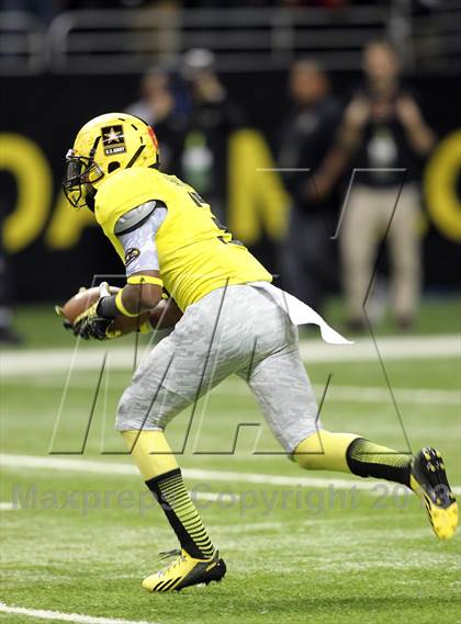 Thumbnail 3 in U.S. Army All-American Bowl photogallery.
