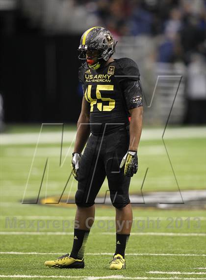 Thumbnail 3 in U.S. Army All-American Bowl photogallery.