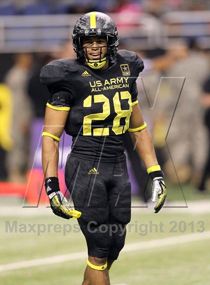 Thumbnail 2 in U.S. Army All-American Bowl photogallery.