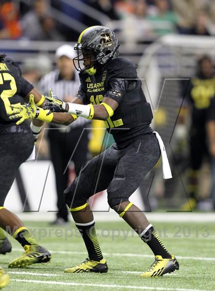 Thumbnail 1 in U.S. Army All-American Bowl photogallery.